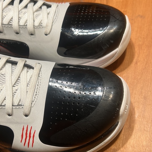 Kobe basketball shoes size 10 - Picture 12 of 17